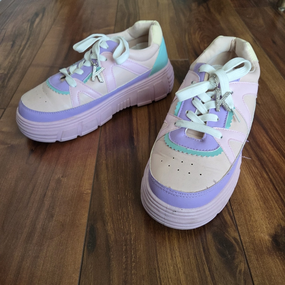 Koi Footwear Aiya Pastel Platform Sneaker Size 5
